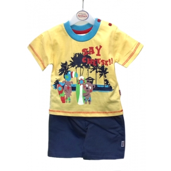 100% cotton shorts and tee shirt set ' say cheese' 6 to 23 Months -- £5.99 per item - 6 pack